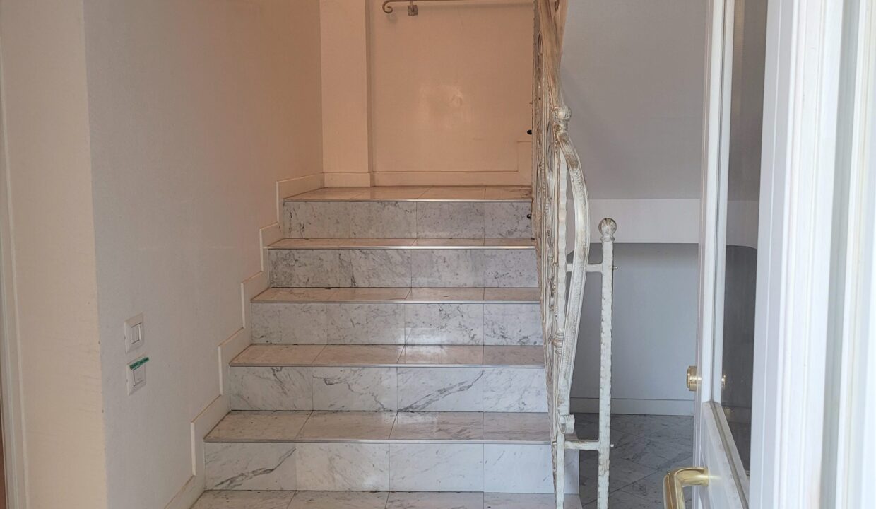 ingresso palazzo